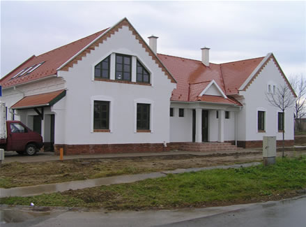 Bau-Invest Kft